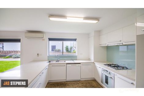Property photo of 2/261 Esplanade Altona VIC 3018