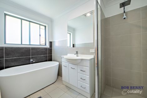 Property photo of 16 Cypress Point Drive Dubbo NSW 2830