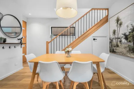 Property photo of 2/16 James Street Dromana VIC 3936