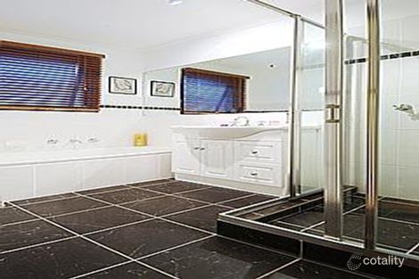 Property photo of 32 Dartnell Street Gowrie ACT 2904