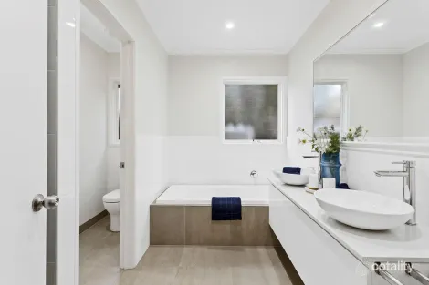 Property photo of 6 Cambridge Road Mount Martha VIC 3934