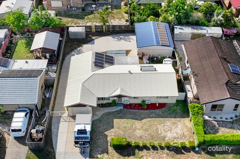 Property photo of 33 Gretel Drive Beachmere QLD 4510