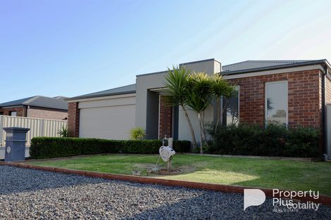 27 Barnett Dr, Kangaroo Flat, VIC 3555
