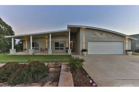 Property photo of 15 Bradys Road Highfields QLD 4352