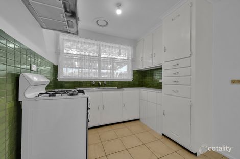 Property photo of 28 Hoya Crescent Frankston North VIC 3200