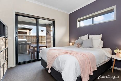 Property photo of 46 Timbarra Drive Werribee VIC 3030