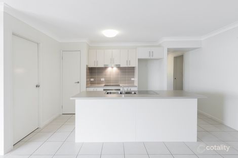 Property photo of 4 Bellavia Street Cameron Park NSW 2285