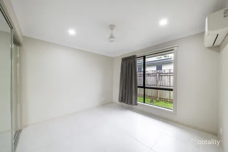Property photo of 27 Endeavour Circuit Cannonvale QLD 4802