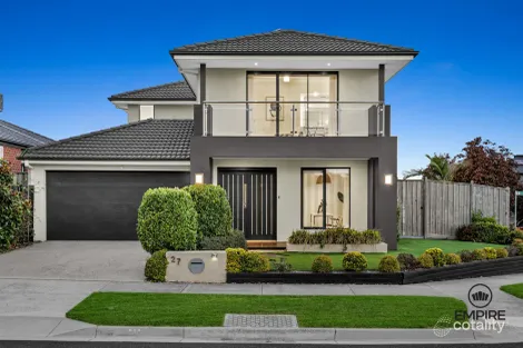 27 Strikeline Cres, Clyde North, VIC 3978
