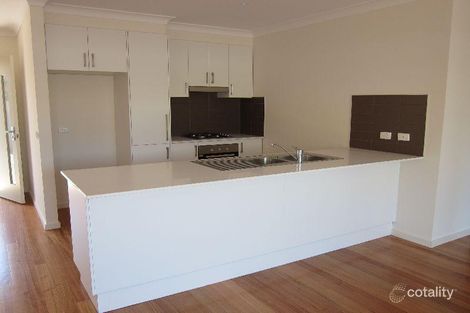 Property photo of 2/27 Leonard Avenue St Albans VIC 3021