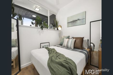 Property photo of 2/4 Lambert Road Toorak VIC 3142