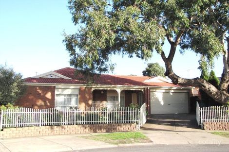 Property photo of 35 Murchison Drive Roxburgh Park VIC 3064