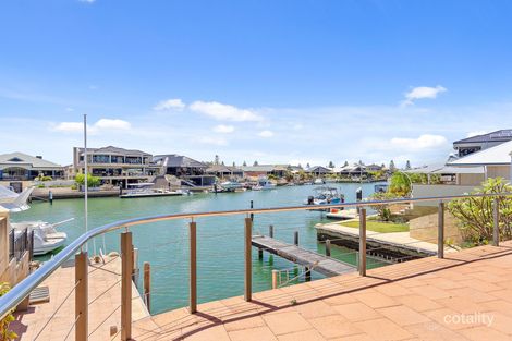 Property photo of 11 Leeuwin Place Halls Head WA 6210