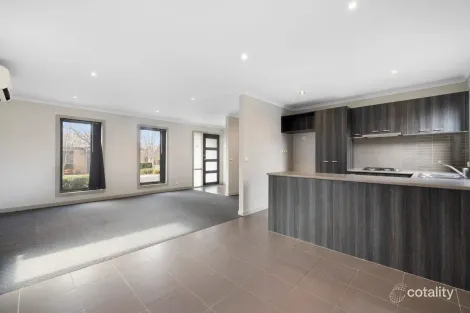 Property photo of 21/3 Campaspe Way Point Cook VIC 3030