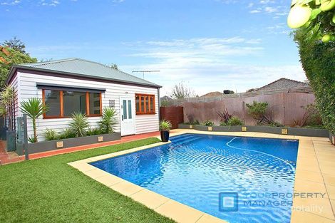 23 Vialls Ave, Parkdale, VIC 3195