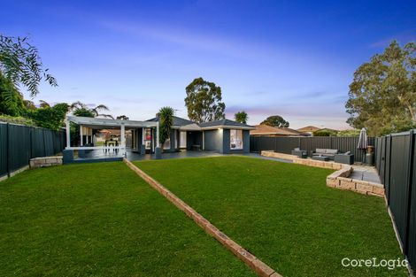 Property photo of 17 Saronvale Crescent Hillside VIC 3037