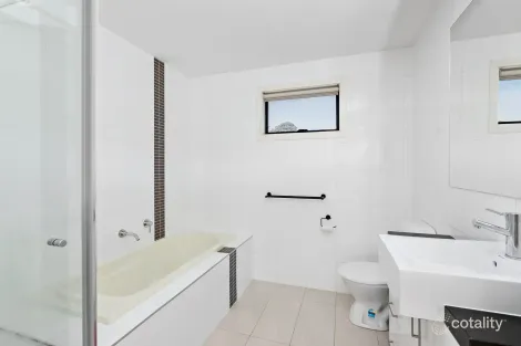 Property photo of 1/27 Denbigh Street Frankston VIC 3199