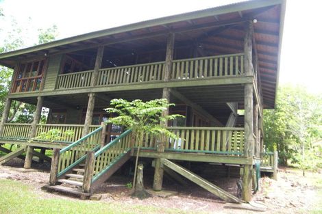 8d Reid Rd, Wongaling Beach, QLD 4852