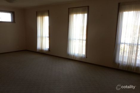 Property photo of 4 Suzanne Crescent Warrnambool VIC 3280