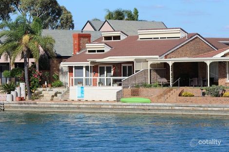13 Dyer Ct, West Lakes, SA 5021