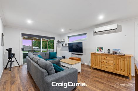 Property photo of 26 Kimberley Grove Pakenham VIC 3810