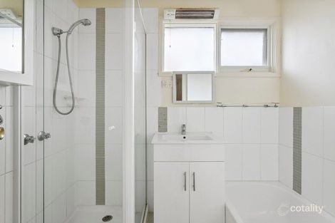 Property photo of 203 Eighth Avenue Rosebud VIC 3939