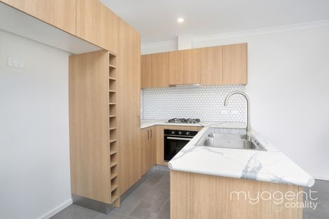 Property photo of 7 Sarkis Mews Hillside VIC 3037
