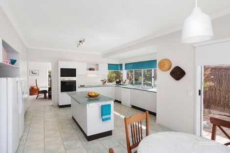 Property photo of 74 The Scenic Road Killcare Heights NSW 2257