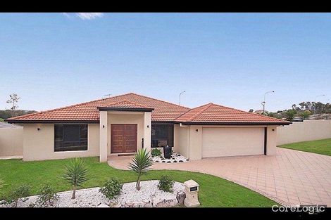 Property photo of 2 Quandong Crescent Arana Hills QLD 4054