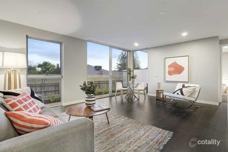 Property photo of 2/863 Doncaster Road Doncaster East VIC 3109