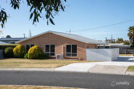 1/1 St Georges Cres, Shearwater, TAS 7307