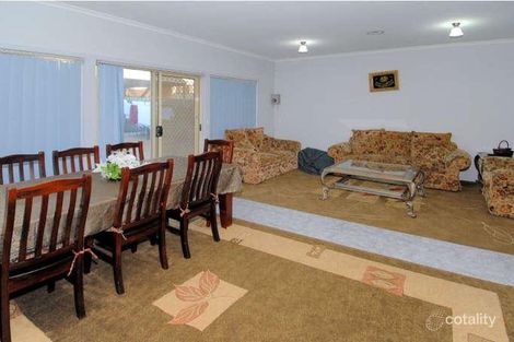 Property photo of 2 Lantern Court Cairnlea VIC 3023