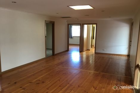 Property photo of 42 Wallace Road Cranbourne VIC 3977