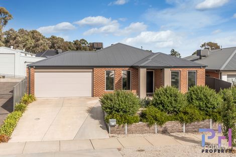 18 Ashbourne Way, Kangaroo Flat, VIC 3555