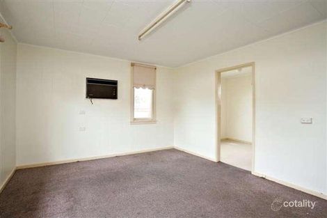 Property photo of 5 Wych Avenue Lurnea NSW 2170