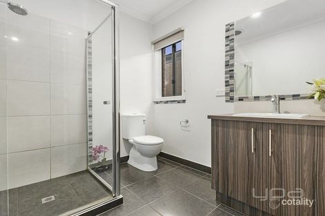 Property photo of 8 Robinson Drive Weir Views VIC 3338