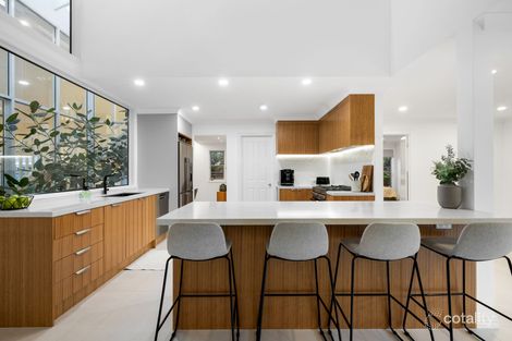 Property photo of 26 River Park Place Fig Tree Pocket QLD 4069