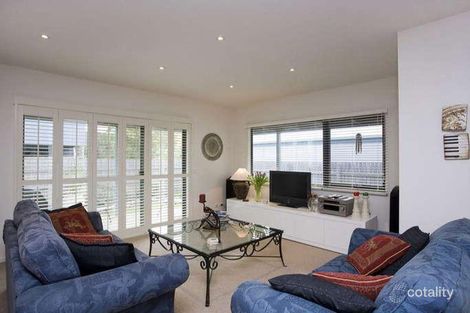 Property photo of 9 Coastal Court Aireys Inlet VIC 3231