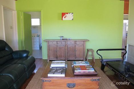 Property photo of 2 Alkira Way Orange NSW 2800