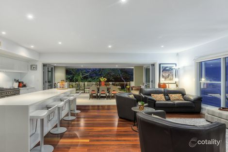 Property photo of 26 Fifth Avenue Bardon QLD 4065