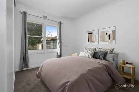 Property photo of 6 Olympic Parade Kangaroo Flat VIC 3555