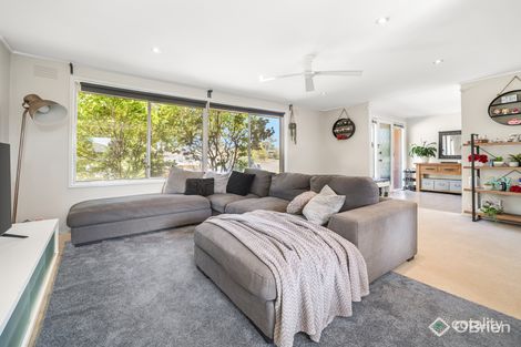 Property photo of 2 Derril Place Frankston VIC 3199