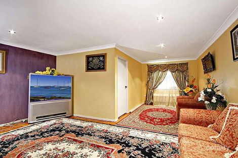 Property photo of 31 Hanna Avenue Lurnea NSW 2170