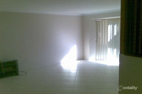 Property photo of 15 Hartleap Lane Beldon WA 6027