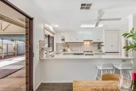 Property photo of 11 Sherebrooke Boulevard Woodcroft SA 5162