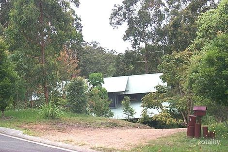 21 Accrington Pl, Chapel Hill, QLD 4069