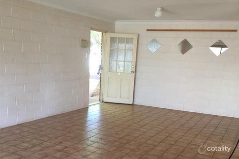 Property photo of 2 Kenneally Place Boulder WA 6432