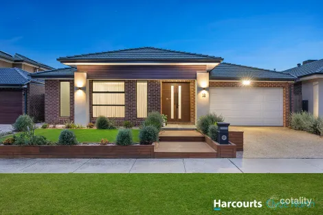 18 Kernot Pde, Clyde, VIC 3978