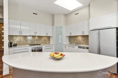 Property photo of 15 Hakea Crescent O'Connor ACT 2602