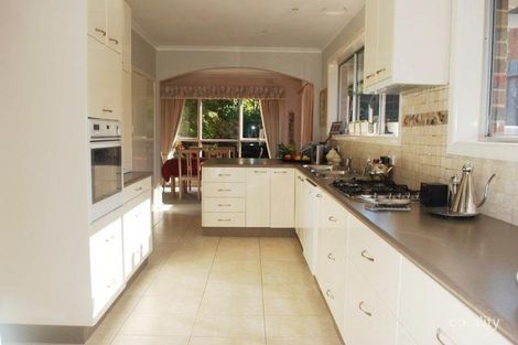 Property photo of 92 Lochiel Avenue Edithvale VIC 3196